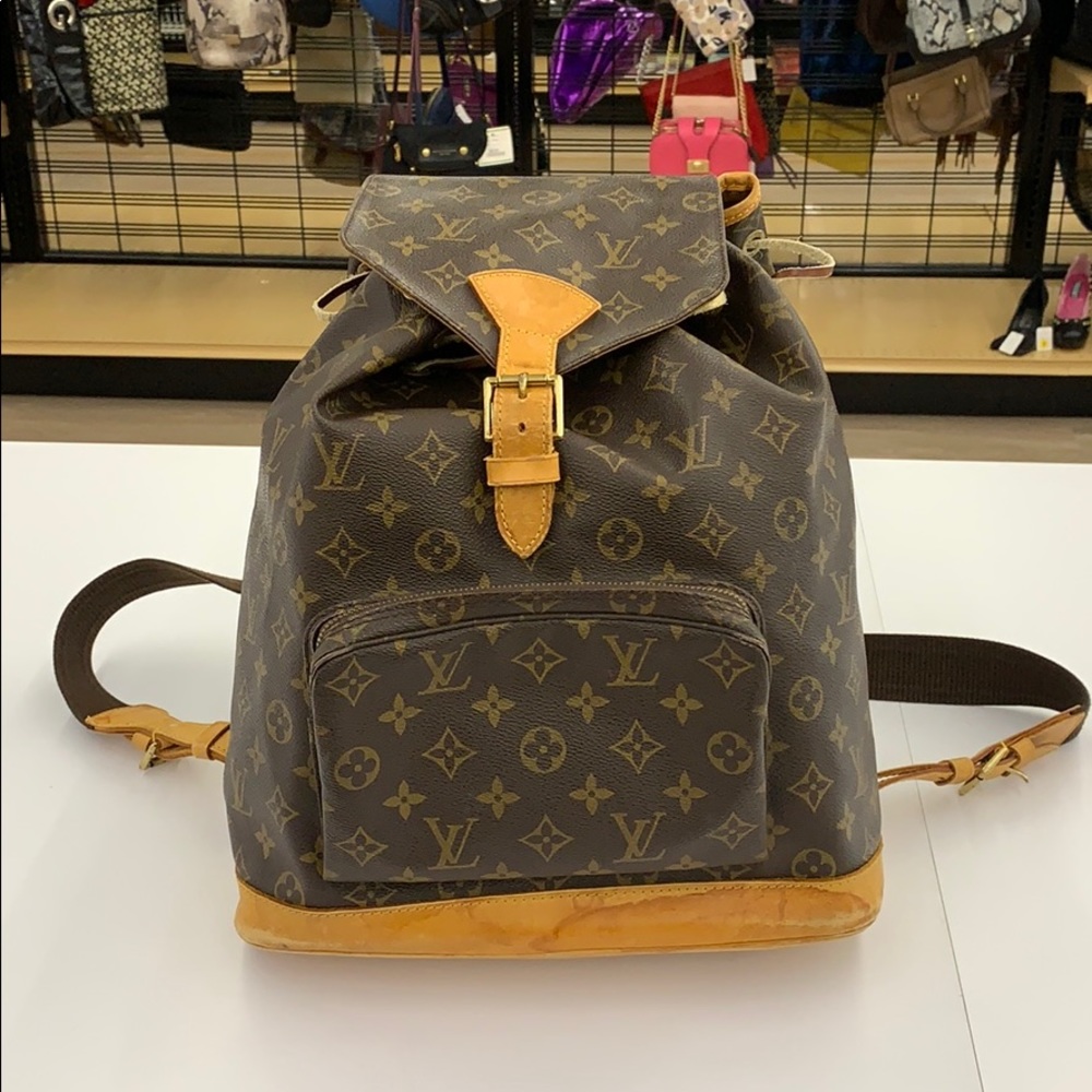 Louis Vuitton Monogram Montsouris GM M51135